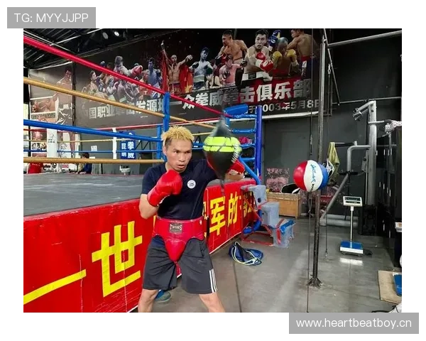 熊朝忠家的米线店开进拳击馆对面,冠军吃一碗要加三个卤蛋 熊朝忠家的米线店开进拳击馆对面,冠军吃一碗要加三个卤蛋